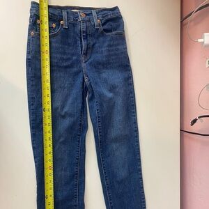 Levi's Women's 724 Blue Denim Raw Hem High Rise Straight Crop Jeans-Size 26x30